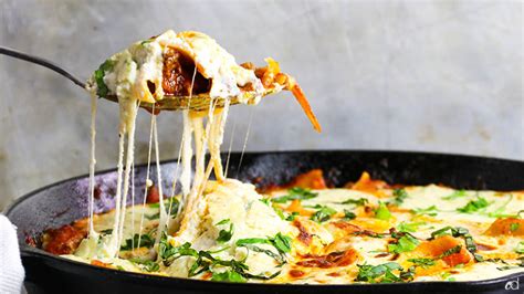 easy-weeknight-skillet-lasagna-carnaldish image