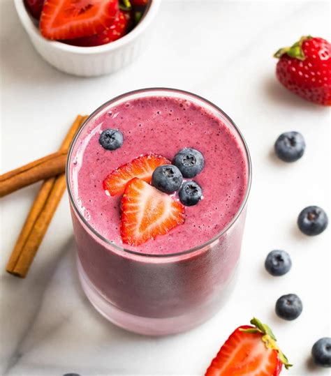 strawberry-blueberry-smoothie-simple image