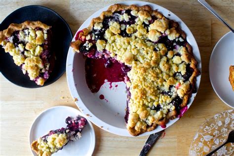 blackberry-blueberry-crumb-pie-smitten-kitchen image