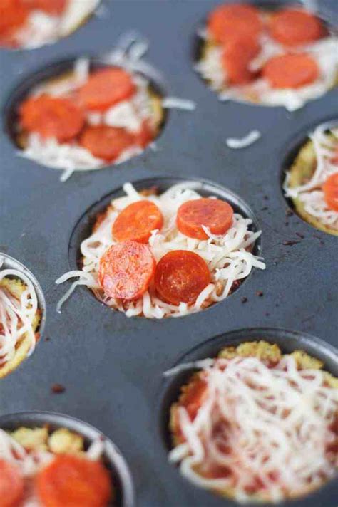 low-carb-cauliflower-pizza-bites-its-cheat-day-everyday image