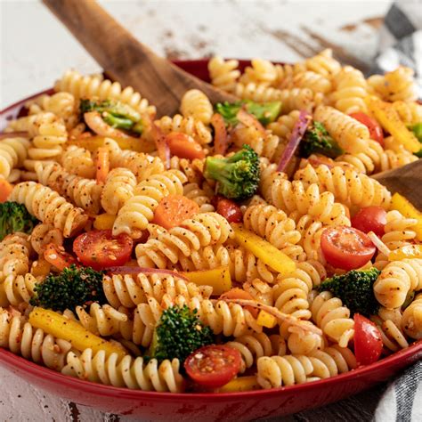 cold-pasta-salad-gluten-free-pasta-salad-mccormick image