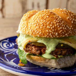chorizo-burger-recipe-how-to-make-chorizo-burgers image