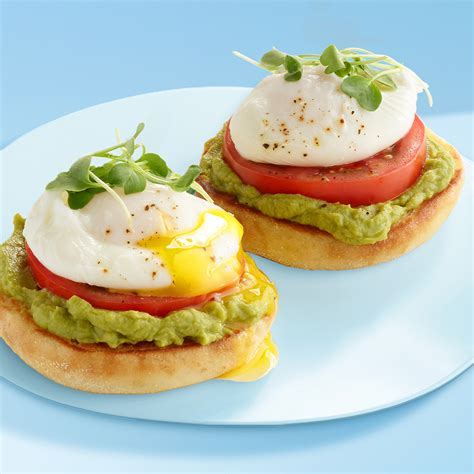 poached-eggs-with-wholly-avocado-eat image