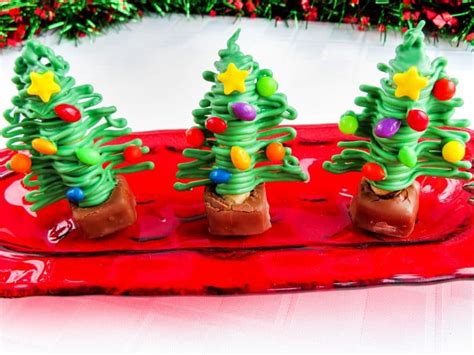 christmas-tree-dessert-treats-easy-no-bake image