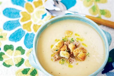 recipe-roasted-parsnip-and-pear-soup-style-at-home image