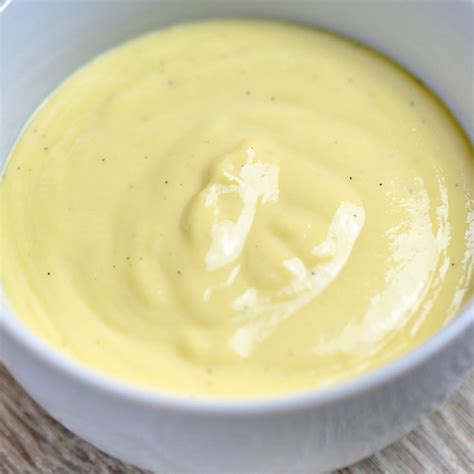 classic-vanilla-sauce-recipe-bread-pudding-sauce image