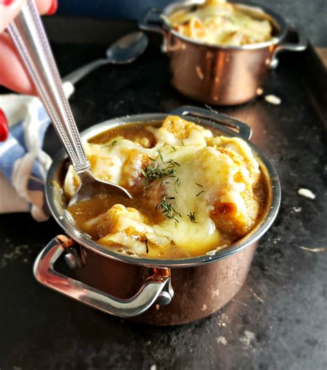 guinness-onion-soup-with-white-cheddar-croutons image