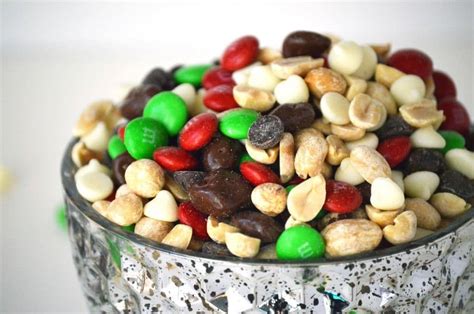 holiday-trail-mix-what-the-fork image
