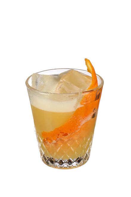 rum-sour-cocktail-recipe-diffords-guide image