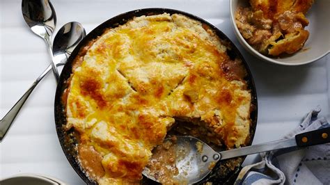 chicken-pot-pie-with-acorn-squash-recipe-bon-apptit image