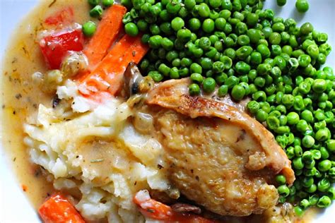 stove-top-chicken-marengo-recipe-cooking-on-the image