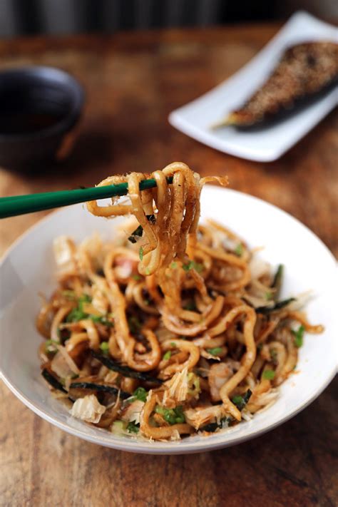 10-asian-noodle-dishes-youll-want-to-eat-every-day image