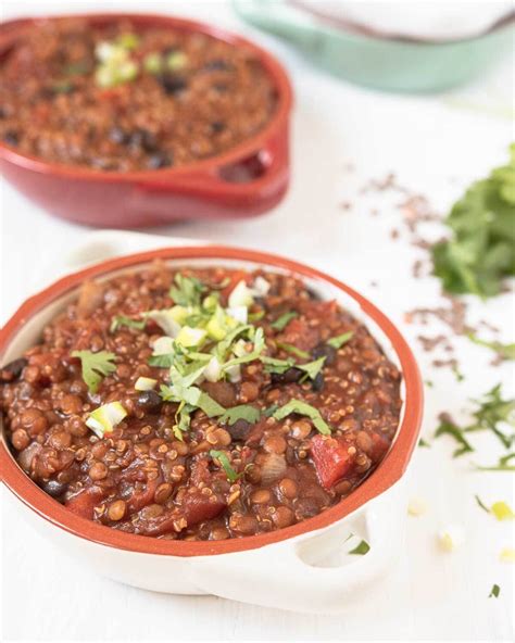vegan-quinoa-chili-with-stout-the-in-fine-balance image