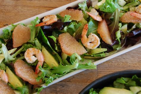 shrimp-salad-with-avocado-grapefruit-happy-food image