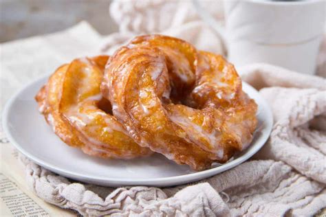 french-cruller-donuts-how-to-make-french-crullers image