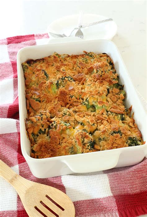 broccoli-casserole-with-ritz-crackers-weekend-craft image