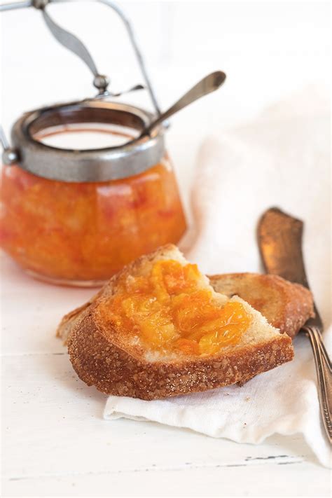 quick-and-easy-small-batch-orange-marmalade image