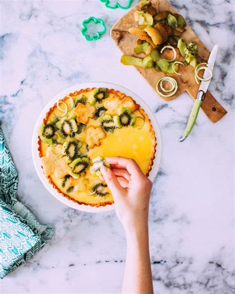kiwi-lime-curd-tart-recipe-foodess image