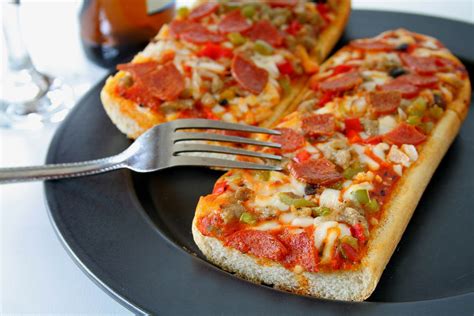 quick-roasted-vegetable-bread-pizza-recipe-by image