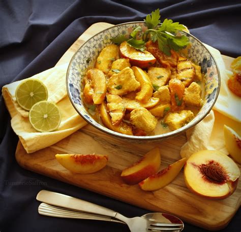 khoresh-e-holu-persian-peach-stew-with-chicken image