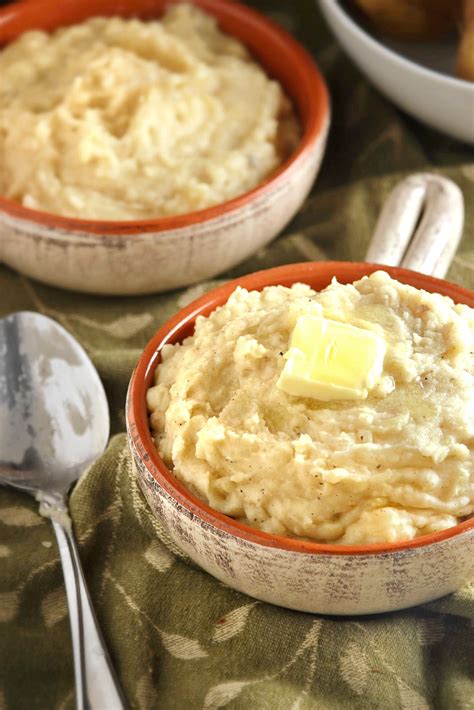 crock-pot-garlic-mashed-potatoes-and-they-cooked image