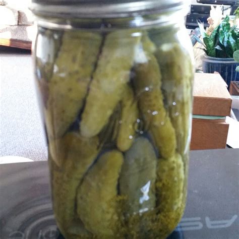 moms-dill-pickles-cooked-bigovencom image