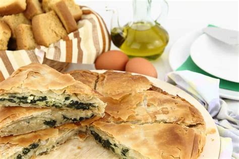 easy-greek-spinach-pie-for-beginners-spanakopita image