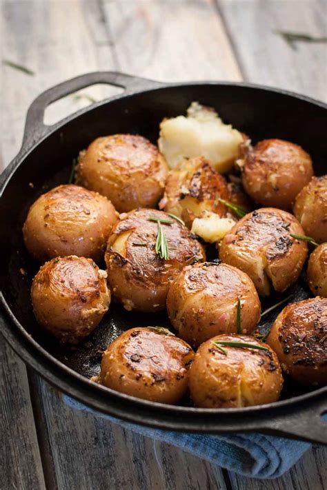 quick-easy-smashed-red-potatoe-recipe-foodal image