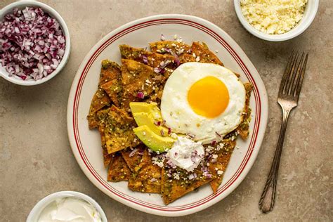 chilaquiles-recipe-the-spruce-eats image