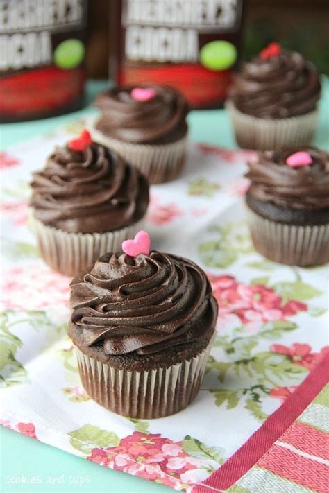 moist-chocolate-cupcakes-with-chocolate-frosting image