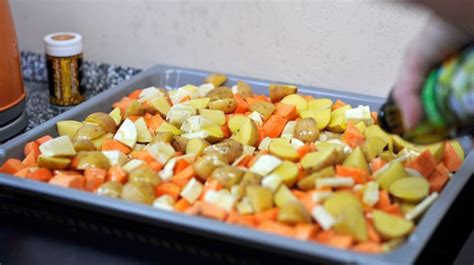 oven-roasted-vegetables-love-my-salad image