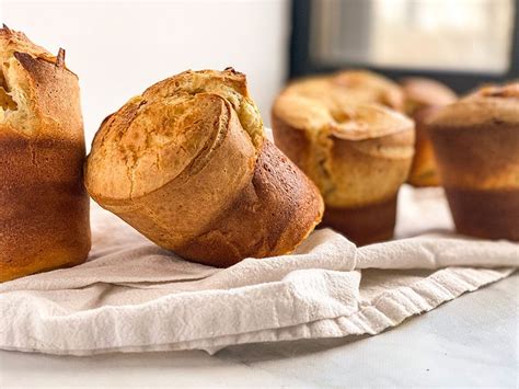 popovers-with-gruyere-and-black-pepper-jessie image
