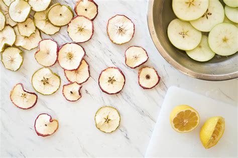 dried-apples-eatingwell image