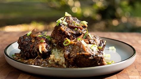 smoked-jamaican-oxtail-stew-recipe-rasheed-philips image