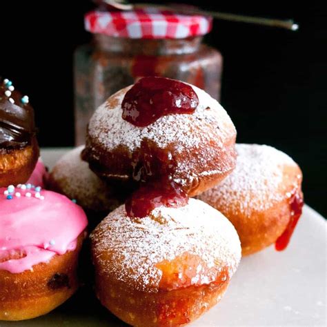 israeli-doughnuts-10-different-fillings-veena-azmanov image