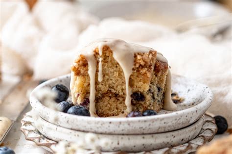 blueberry-crumble-coffee-cake-simply-unbeetable image