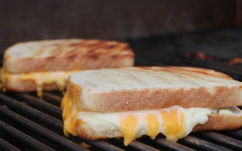 smoked-grilled-cheese-sandwich-recipe-wildwood image