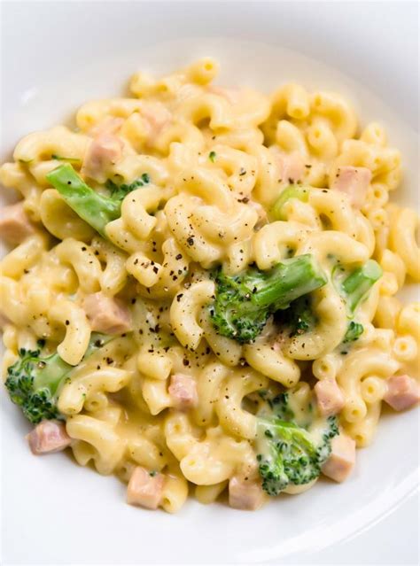 cheese-and-broccoli-macaroni-ricardo image