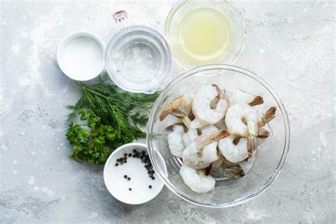 how-to-poach-shrimp-culinary-hill image