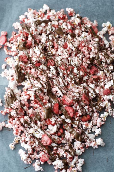 chocolate-covered-strawberry-popcorn-pretty-providence image
