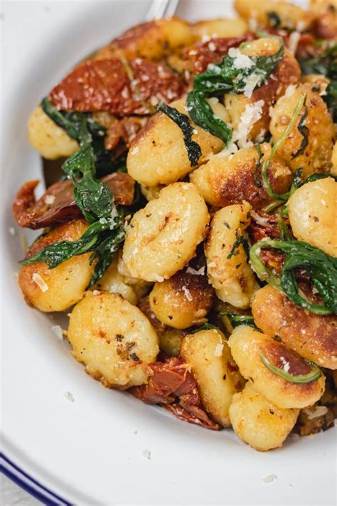 pan-fried-gnocchi-with-spinach-the-dinner image