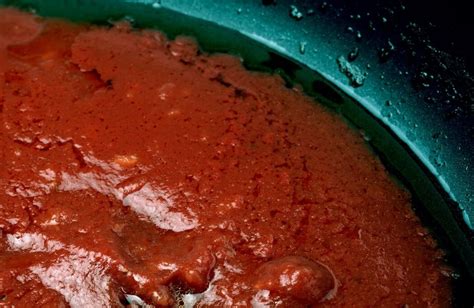 chipotle-pepper-puree-pepperscale image