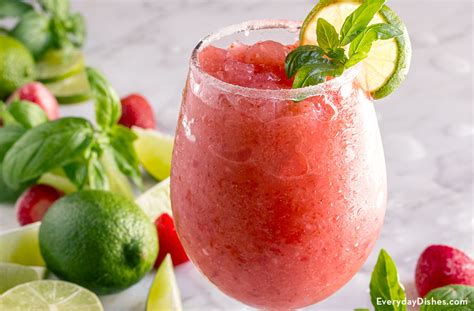 strawberry-basil-daiquiri-cocktail-recipe-everyday image
