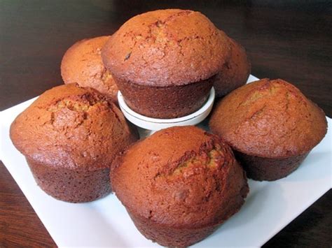 mimis-caf-carrot-raisin-nut-muffins-copycat image