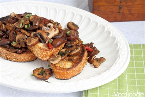 easy-tuscan-mushroom-bruschetta-recipe-mom-foodie image