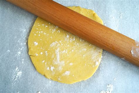 how-to-make-sweet-tart-dough-dessarts image