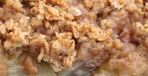 pear-crisp-with-vanilla-sauce-center-for-nutrition image