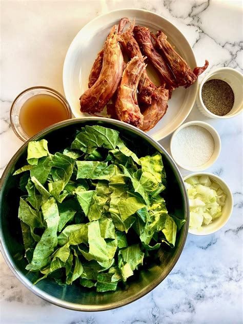 southern-collard-greens-recipe-be-greedy-eats image