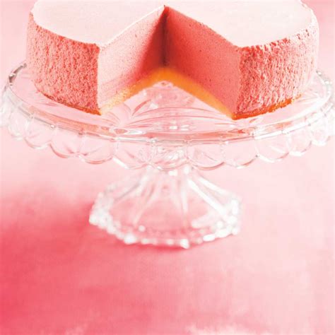 strawberry-bavarian-mousse-cake-ricardo-ricardo image
