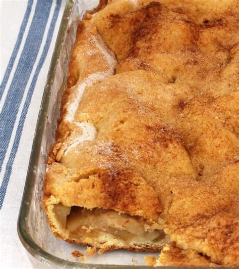 grandma-ethels-apple-cake-mother-would-know image